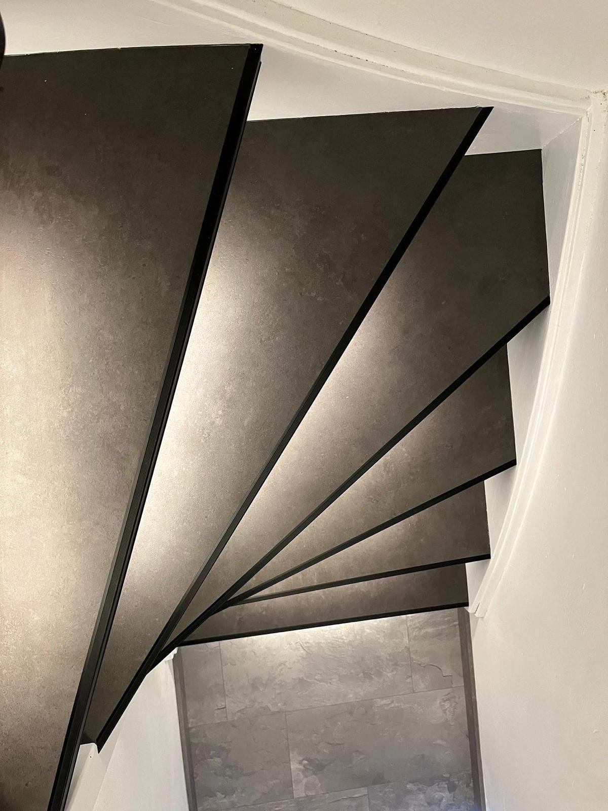 Afbouw Meester traprenovatie praktijkfoto 13
